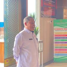 Hakim Tinggi Pimpin Briefing Rutin Petugas PTSP PTA Sulawesi Barat