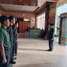 Briefing PTSP Perkuat Disiplin dan Profesionalisme Aparatur