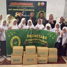 Berbagi Kebahagiaan, PTA Sulawesi Barat Gelar Anjangsana ke Panti Asuhan Haqqul Yaqin