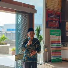 Jaga Konsistensi Pelayanan Prima, PTA Sulawesi Barat Laksanakan Briefing Petugas PTSP