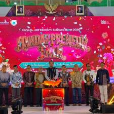 Dukung Ekonomi Kreatif, PTA Sulawesi Barat Hadiri Mandarpreneur Fair 2026