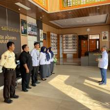 Briefing Rutin PTSP Perkuat Kesiapan Pelayanan di PTA Sulawesi Barat