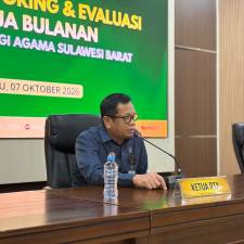 Rapat Monev Kinerja Bulanan: Evaluasi Menyeluruh Capaian Kepaniteraan dan Kesekretariatan